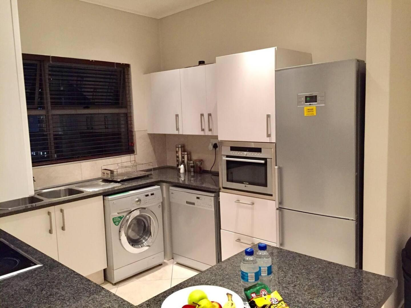 In Sandton Apartment *